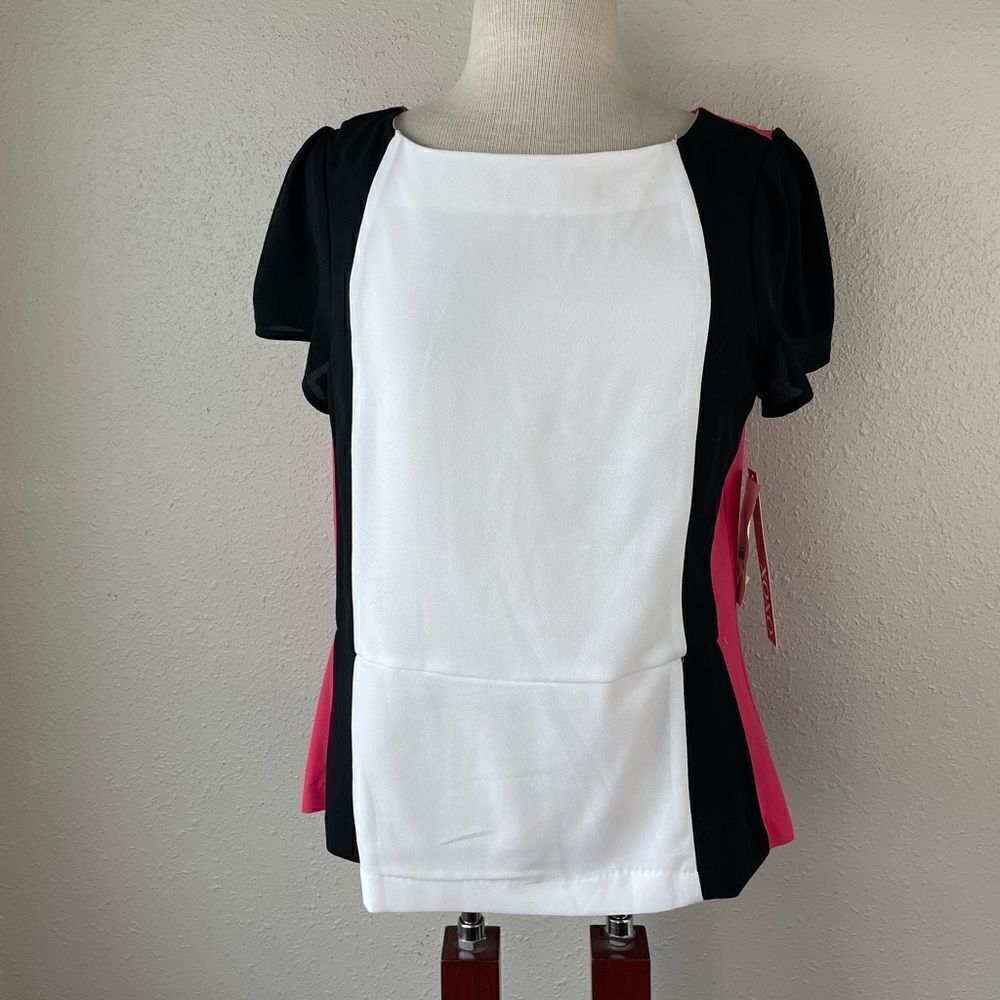 NWT XOXO Short Sleeve Top Size S